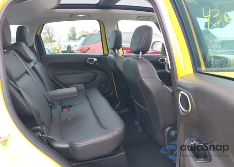 2019 Fiat 500L Trekking z USA, uszkodzony, nr VIN ZFBNFADH0KZ042437